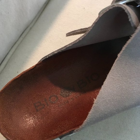 BIO BIO Leather Sandal - Picture 5 of 7